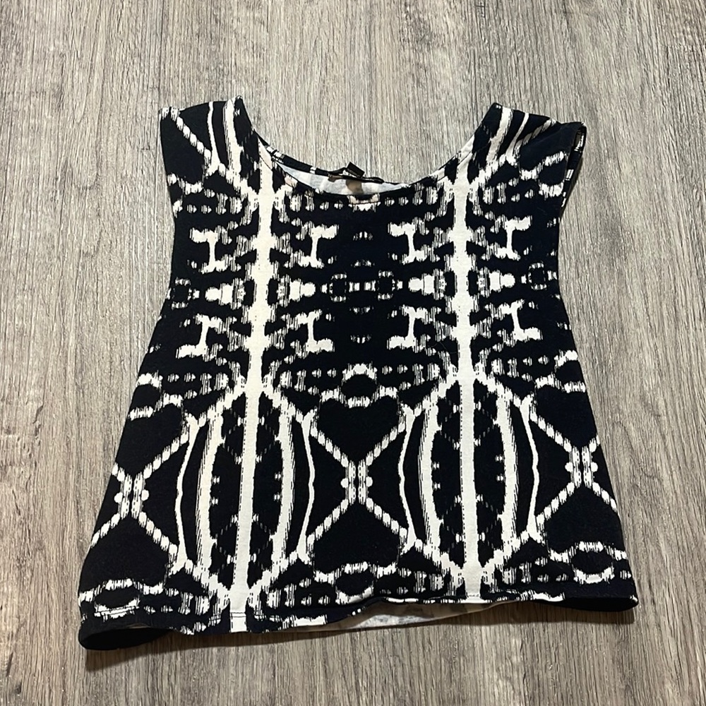 Express small black and white crop top